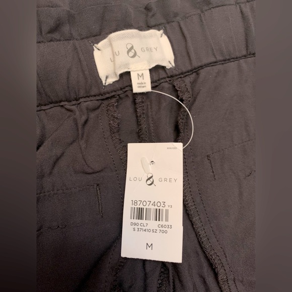 Lou & Grey shorts NWT - Picture 5 of 6